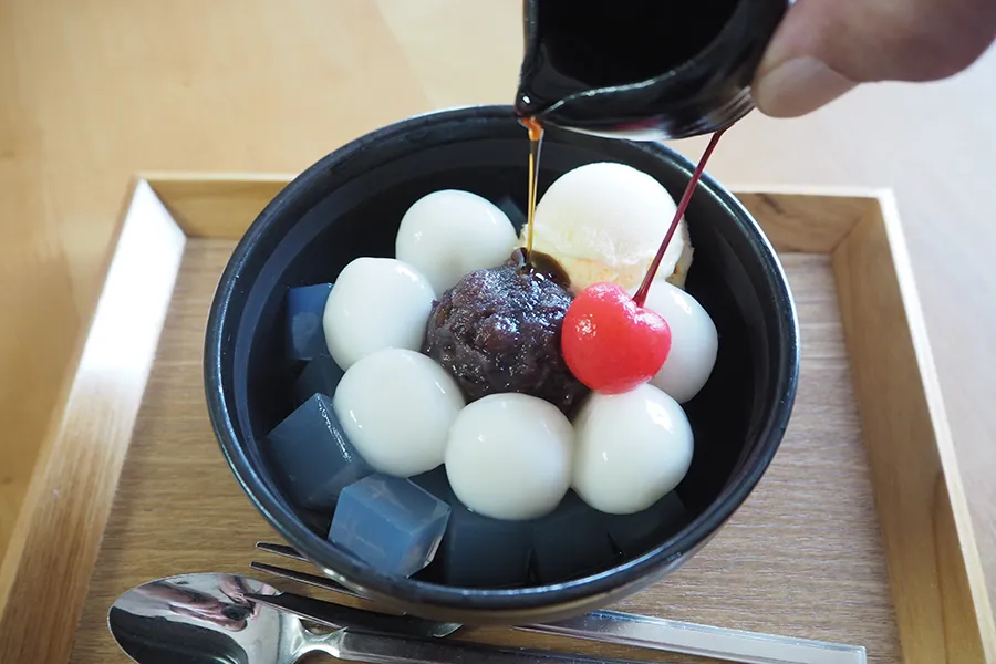 クリーム白玉あんみつ