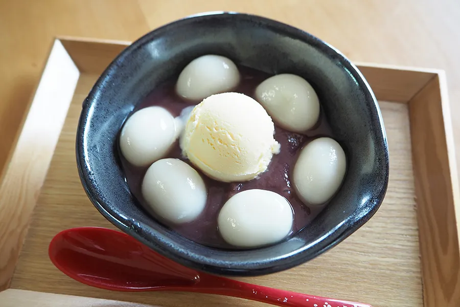 クリーム入りあん白玉
